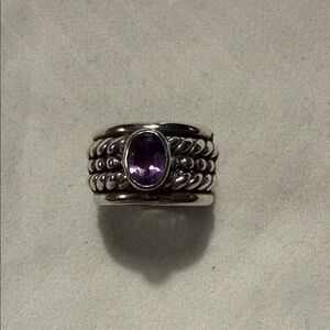 Elegant Silver Ring with Amethyst Gemstone